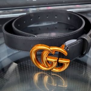 Women's gucci leather belt gg